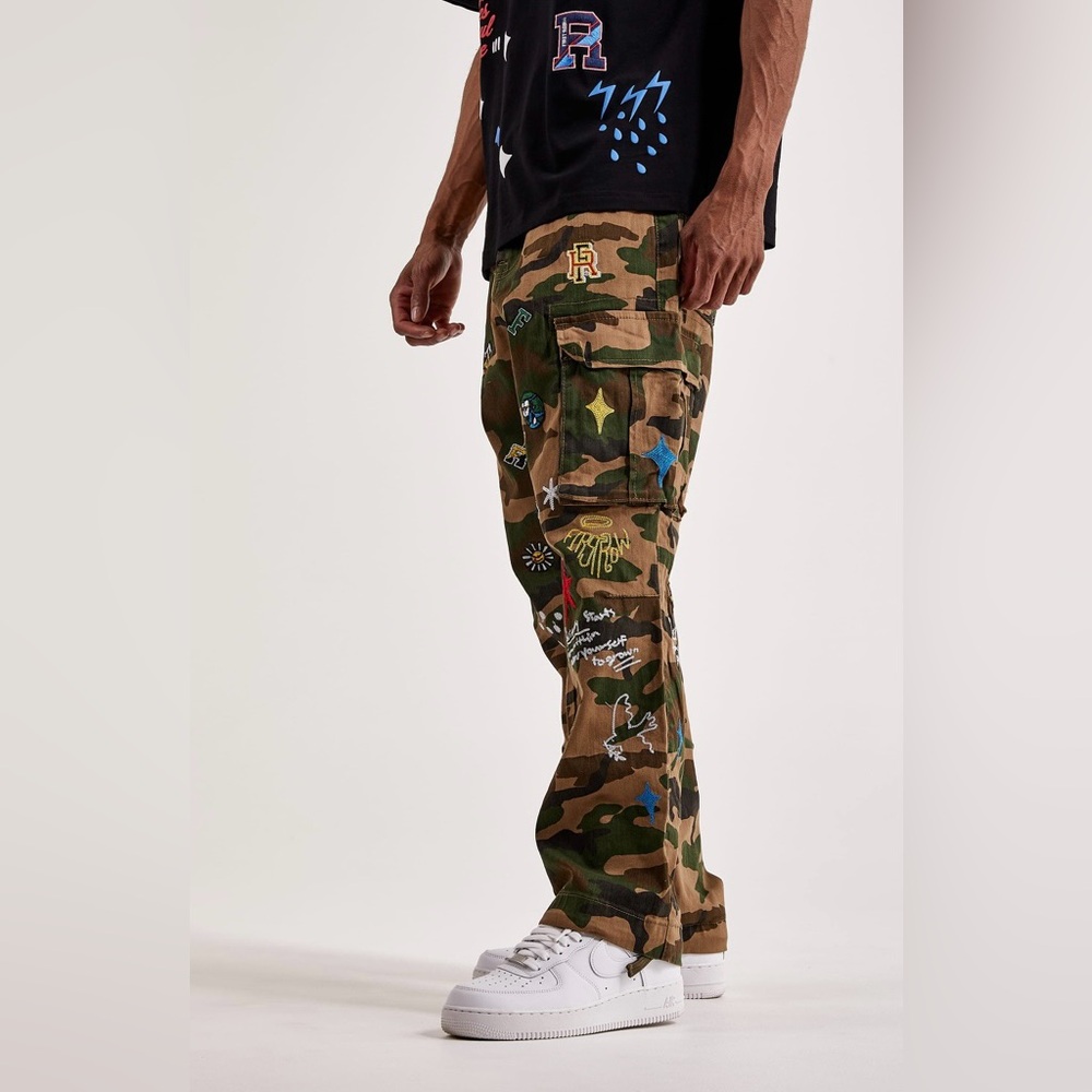 First Row Men’s Camo Multi Cargo loose fit Camo Pants | Brand New. 30x30